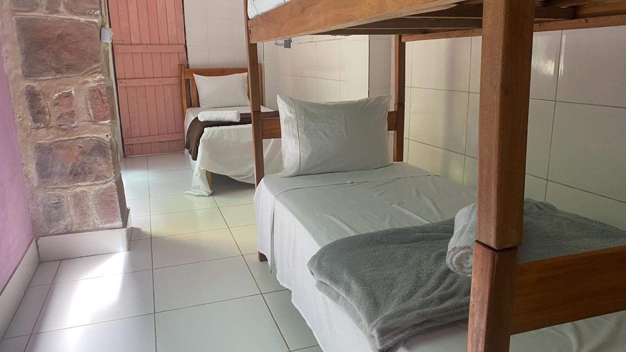 Multiverso Hostel Ленсойс Экстерьер фото