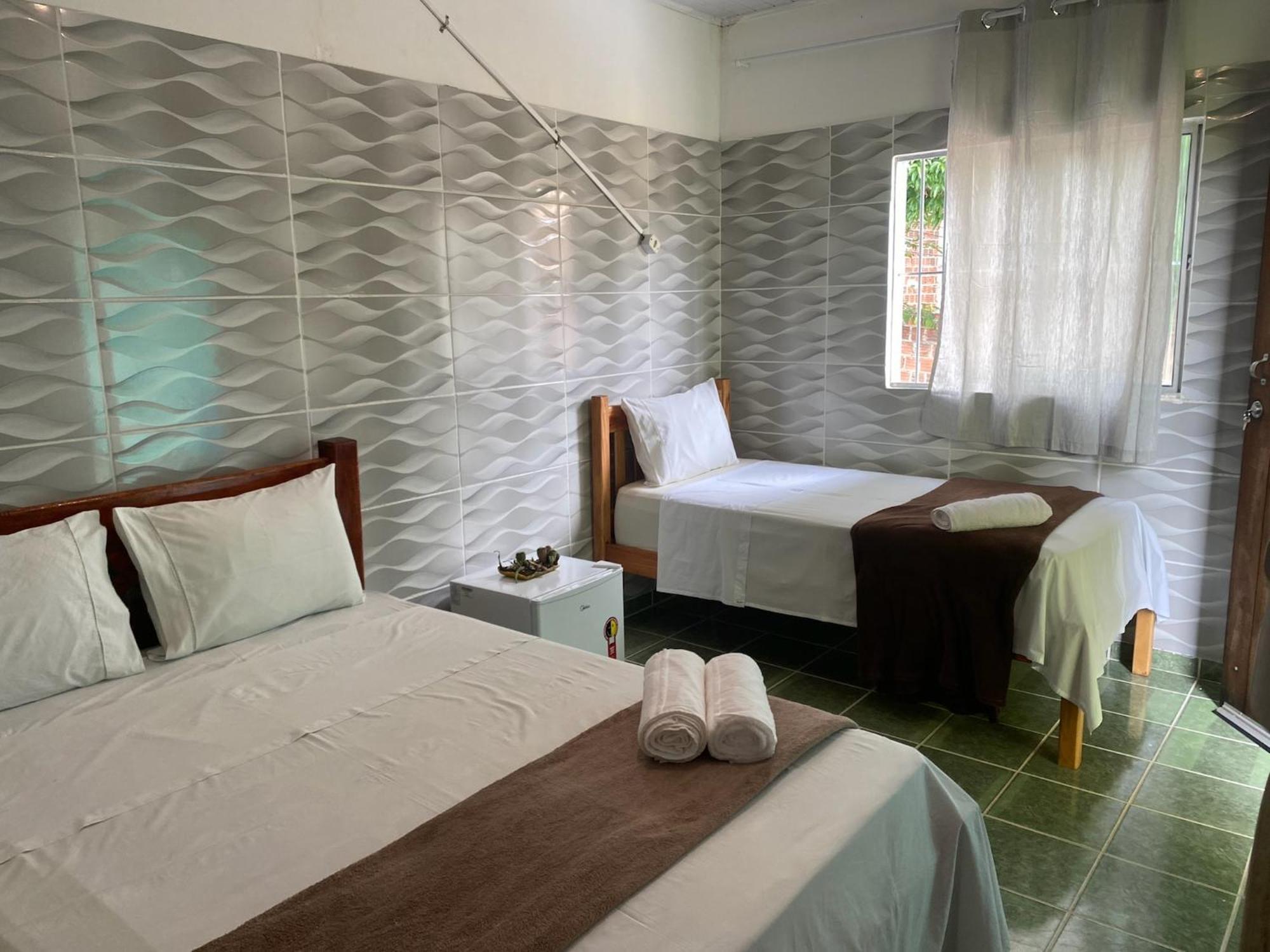 Multiverso Hostel Ленсойс Экстерьер фото