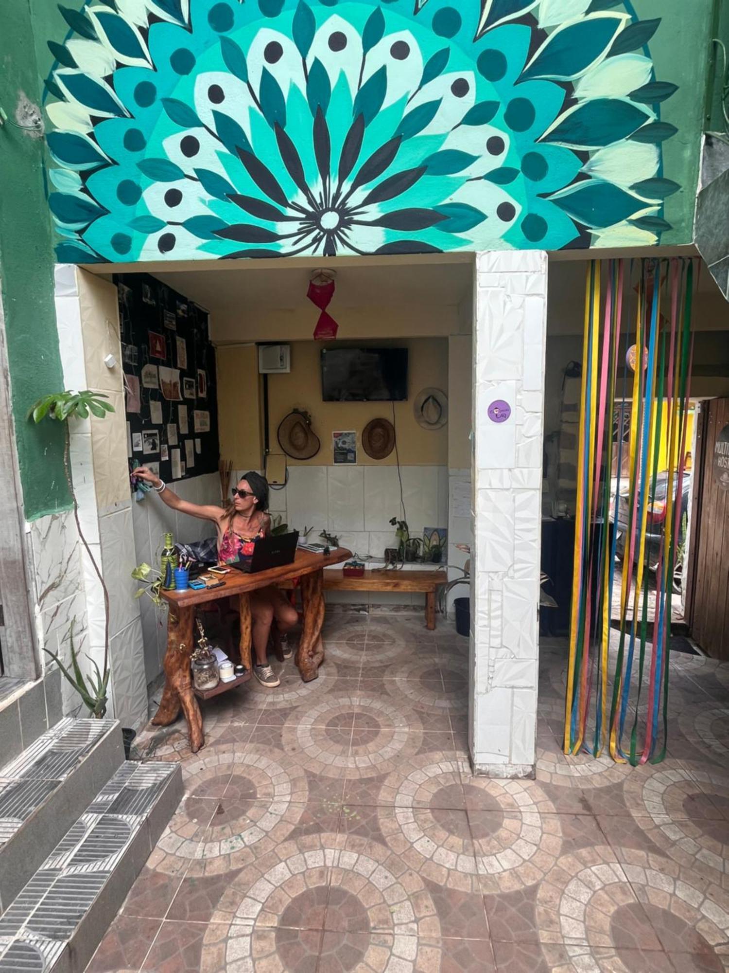 Multiverso Hostel Ленсойс Экстерьер фото